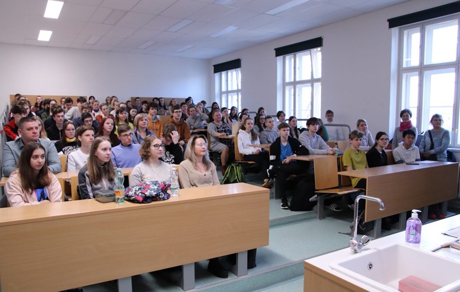 Tyršováci se v krajském kole Přírodovědné soutěže neztratili - zvětšit obrázek