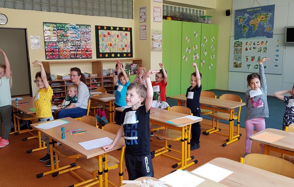 Škola nanečisto - zvětšit obrázek